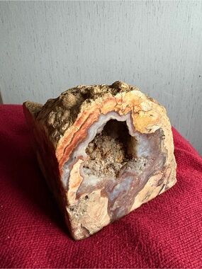 Thunderegg huge gemstone natural crystal madras Oregon thunder egg large decor